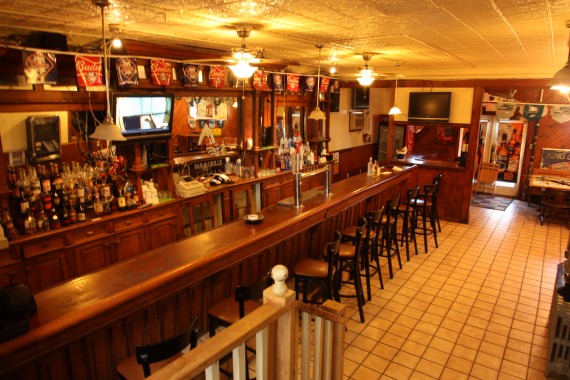 Turnkey Bar & Grill With Liquor License + Apartment