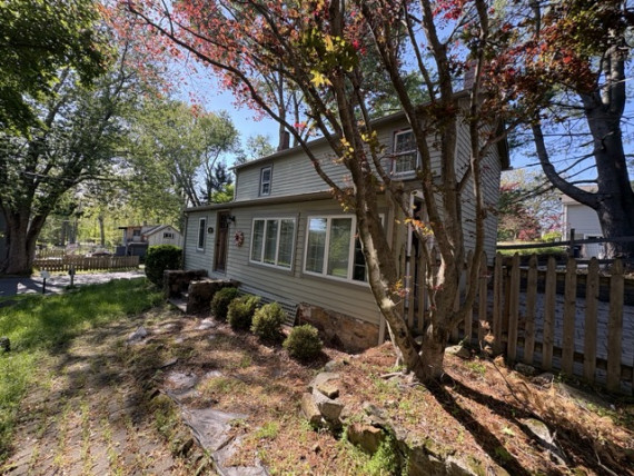 Bankruptcy Auction: Clinton Twp 3 bd / 2bth Home
